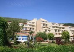 Jesenja putovanja - Petrovac - Hoteli: Hotel Palas 4*