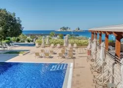 Jesenja putovanja - Petrovac - Hoteli: Hotel Palas 4*