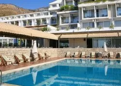 Jesenja putovanja - Petrovac - Hoteli: Hotel Palas 4+*